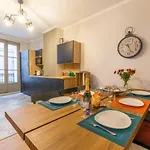 L'authentique - - Spacieux - Wifi - Parking Prox * 뻬제나