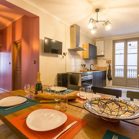 Apartment L'authentique - - Spacieux - Wifi - Parking Prox Pezenas