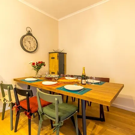 Apartment L'authentique - - Spacieux - Wifi - Parking Prox Pézenas